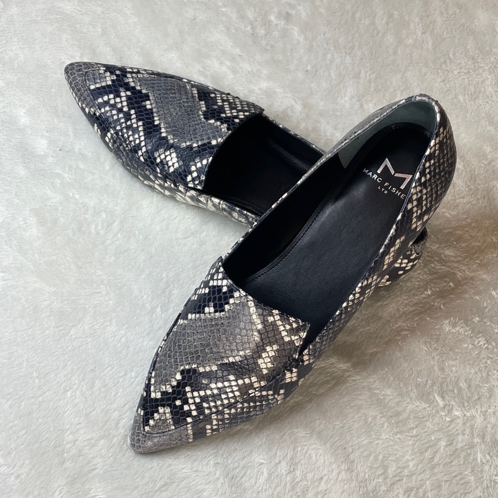 👠 Marc Fisher shoes - Snakeskin Flats - Picture 7 of 13